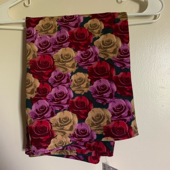 LuLaRoe Dresses & Skirts - Lularoe skirt NWT